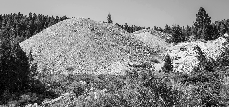 A gravel mound